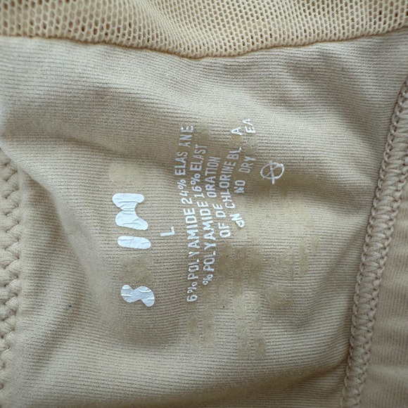 SKIMS Comfort Revolution Beige Wirefree Comfort Bra L Stretchy Everyday Lounge - Picture 4 of 4